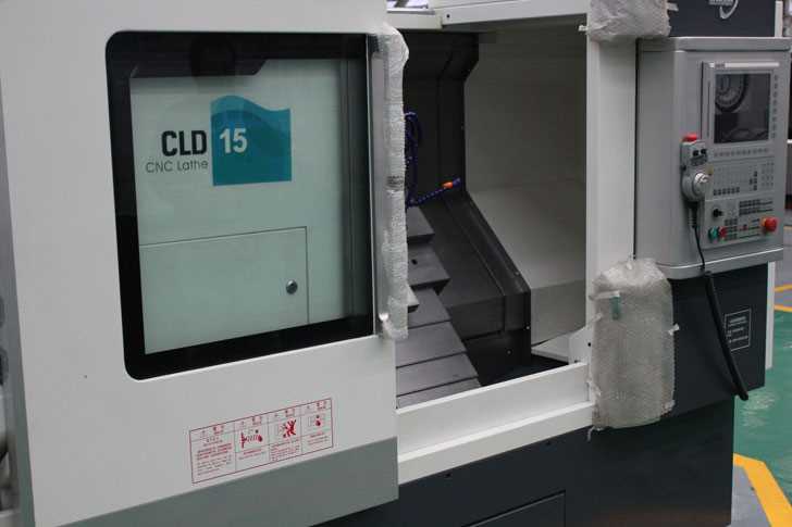 CNC LATHE